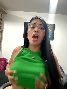 nataliia queen  online show from 01/12/26, 11:21