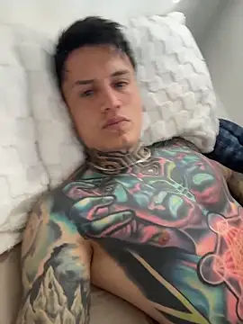 Snapshot of Chrissblack chatting on 02/04/26, 01:39 Chrissblack online show from 02/04/26, 01:39