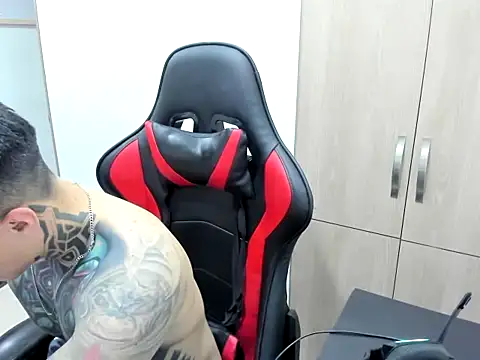 Snapshot of Chrissblack chatting on 02/12/26, 03:56 Chrissblack online show from 02/12/26, 03:56