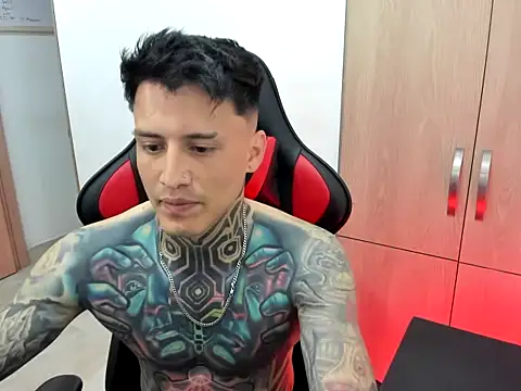 Snapshot of Chrissblack chatting on 02/14/26, 03:14 Chrissblack online show from 02/14/26, 03:14