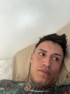 Snapshot of Chrissblack chatting on 02/16/26, 02:35 Chrissblack online show from 02/16/26, 02:35