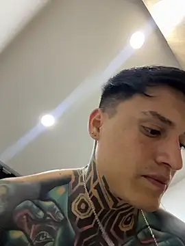 Snapshot of Chrissblack chatting on 02/22/26, 05:40 Chrissblack online show from 02/22/26, 05:40