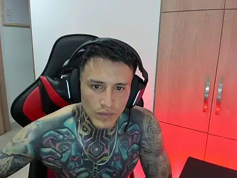 Snapshot of Chrissblack chatting on 03/02/26, 02:47 Chrissblack online show from 03/02/26, 02:47