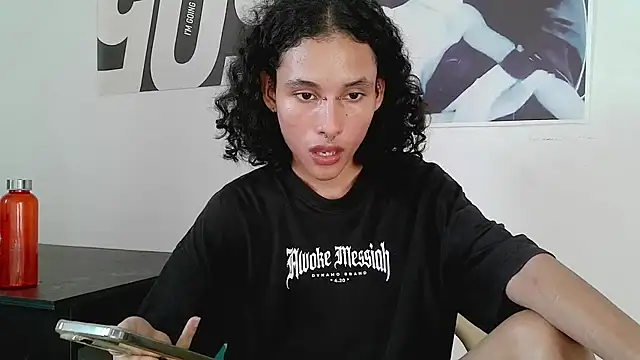 Snapshot of DeusGoth chatting on 07/11/26, 10:44 DeusGoth online show from 07/11/26, 10:44