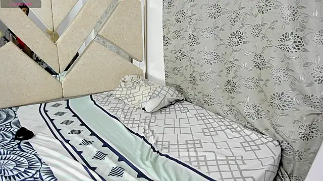 bamby kittyy online show from 02/13/26, 11:45