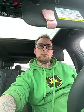 WIDBIGWHITECOCK online show from 03/05/26, 09:44