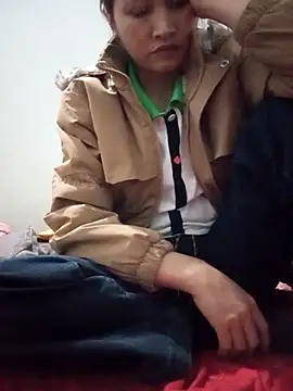 yumyum112 online show from 02/18/26, 07:26