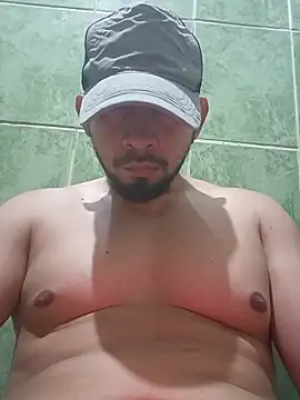 Snapshot of paladito01 chatting on 02/20/26, 06:26 paladito01 online show from 02/20/26, 06:26