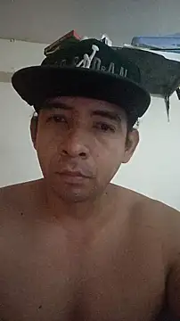 Snapshot of paladito01 chatting on 05/09/26, 05:12 paladito01 online show from 05/09/26, 05:12