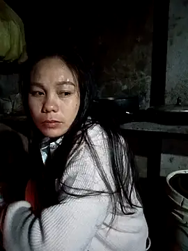 vanvan005 online show from 02/12/26, 12:22