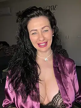 IRISWHITE17 online show from 02/16/26, 05:58