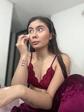 Stormi th online show from 02/15/26, 01:57