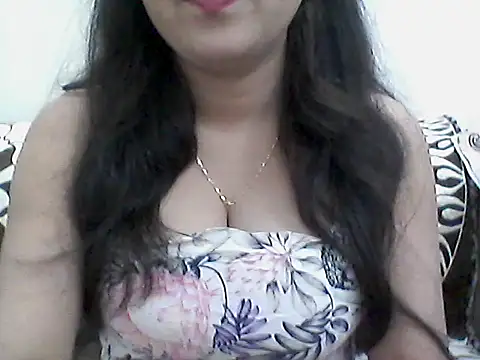 Snapshot of _Daisy chatting on 05/03/26, 10:10 Daisy online show from 05/03/26, 10:10