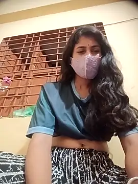 Snapshot of queenneha69 chatting on 06/17/26, 05:36 queenneha69 online show from 06/17/26, 05:36