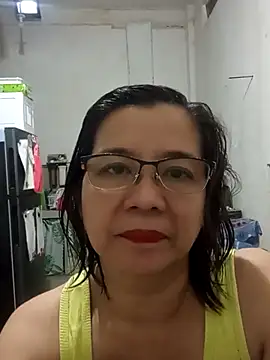 Snapshot of Olivia_74 chatting on 01/14/26, 01:28 Olivia 74 online show from 01/14/26, 01:28