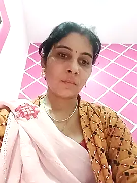 Hot ree85 online show from 02/03/26, 05:49