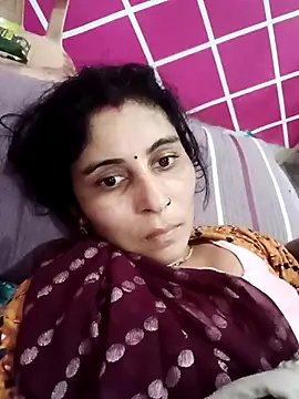 Hot ree85 online show from 02/22/26, 04:24