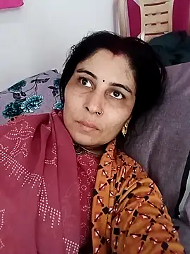 Hot ree85 online show from 02/25/26, 04:11