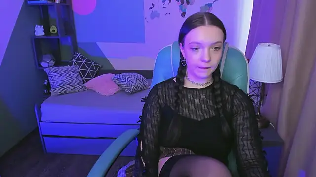 Snapshot of Emily_tender chatting on 02/08/26, 11:02 Emily tender online show from 02/08/26, 11:02