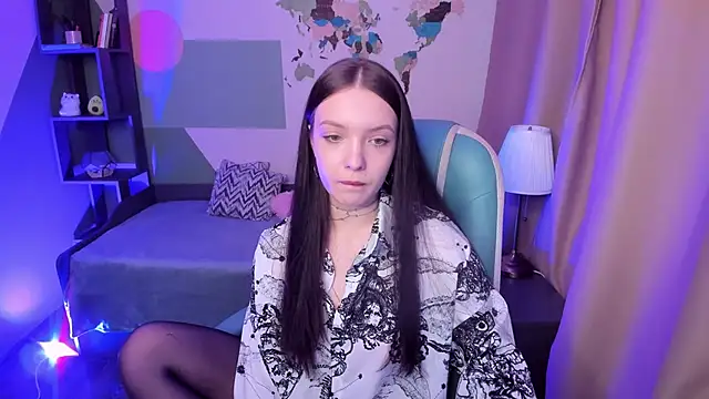 Snapshot of Emily_tender chatting on 02/14/26, 05:26 Emily tender online show from 02/14/26, 05:26