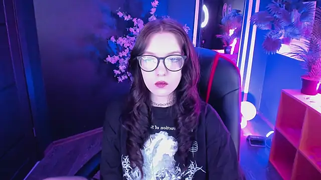 Snapshot of Emily_tender chatting on 03/01/26, 05:42 Emily tender online show from 03/01/26, 05:42