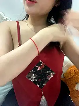 Snapshot of -Sunny-baby chatting on 01/13/26, 03:17 -Sunny-baby online show from 01/13/26, 03:17