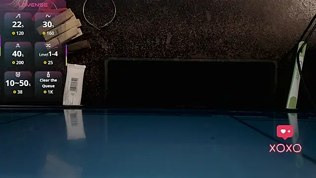 Naughty QueenXoXo online show from 01/10/26, 02:02