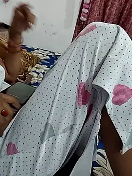 Night-Couple2 online show from 03/07/26, 08:22