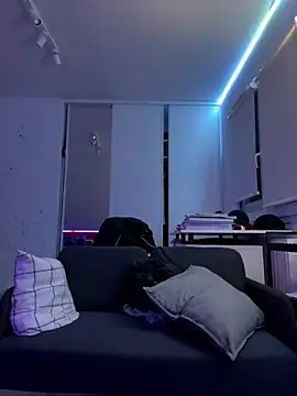 xlatin0 online show from 03/15/26, 11:22