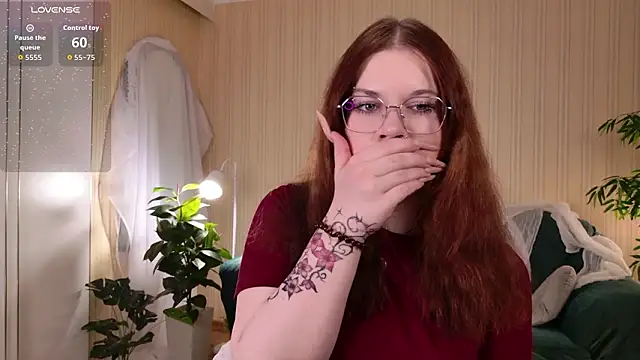 A Lot of Bunny online show from 03/25/26, 09:04