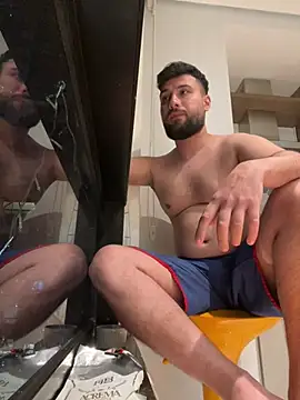 NinoEstouranel online show from 01/14/26, 03:01