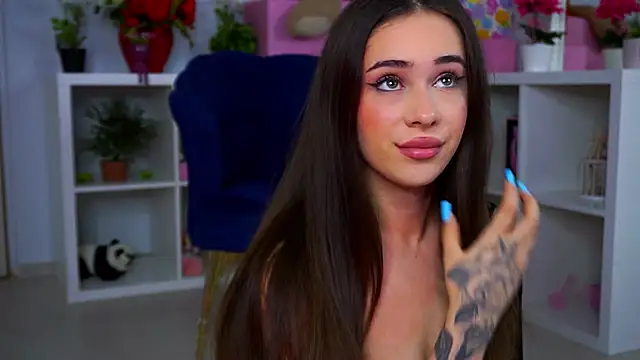 Ava Solis online show from 02/06/26, 08:45