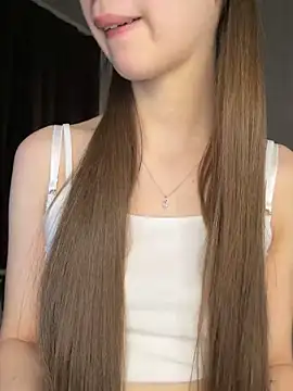 Snapshot of SkylineBliss chatting on 02/26/26, 08:30 SkylineBliss online show from 02/26/26, 08:30