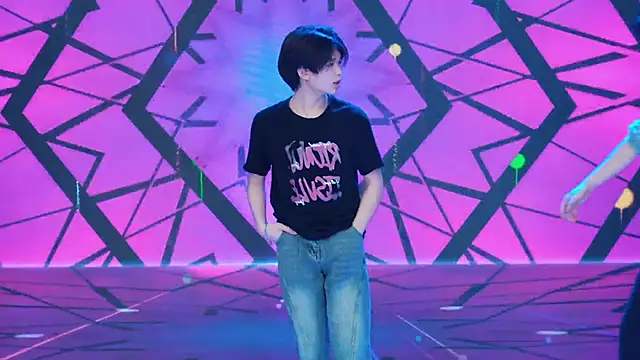 HD-stick998 online show from 04/09/26, 10:09