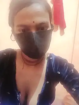 Snapshot of Kinjal_setty chatting on 06/18/26, 12:00 Kinjal setty online show from 06/18/26, 12:00