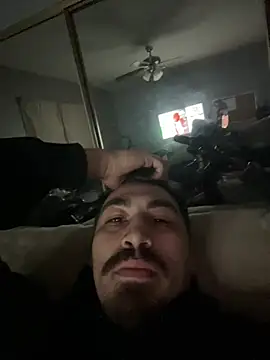 steezy805123 online show from 01/15/26, 01:48