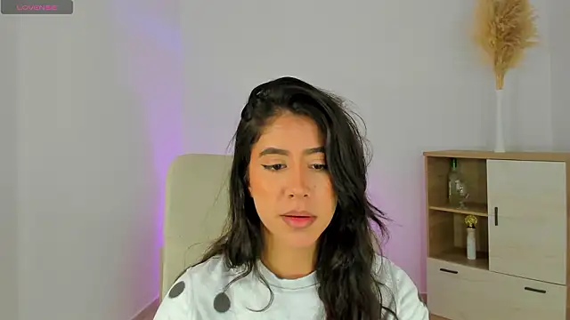 Sussan Monroe online show from 02/02/26, 07:51