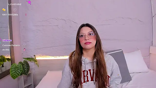 lanna 18  online show from 02/20/26, 11:43