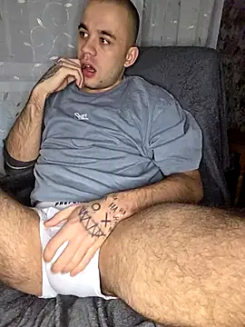 Snapshot of TvoY_bOy1 chatting on 02/17/26, 07:42 TvoY bOy1 online show from 02/17/26, 07:42