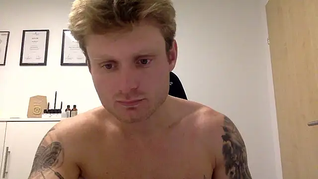 Fitlover1994 online show from 01/09/26, 07:44