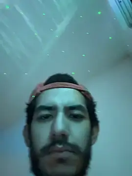 Snapshot of vinihfeh chatting on 07/18/26, 01:54 vinihfeh online show from 07/18/26, 01:54