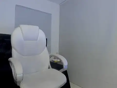 LunaFever69 online show from 02/17/26, 03:58