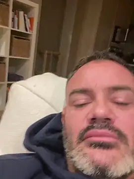 Yvar38 online show from 01/05/26, 08:34