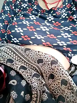 Snapshot of Queen_chayna chatting on 07/29/26, 12:53 Queen chayna online show from 07/29/26, 12:53