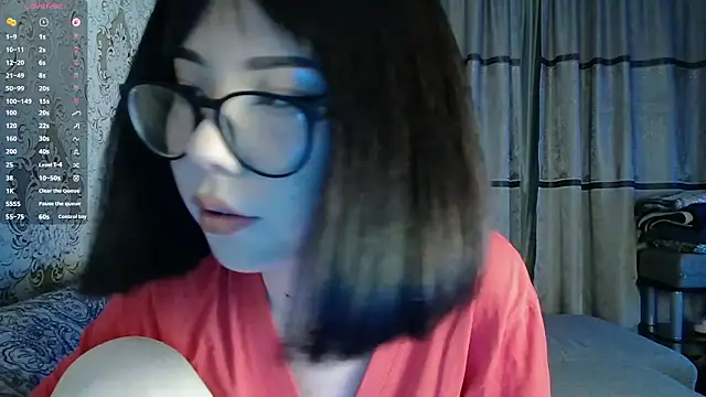 AprilOnilll online show from 03/17/26, 10:02