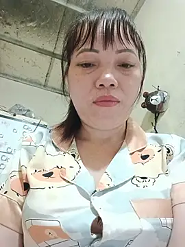 Snapshot of Sana-vn chatting on 07/18/26, 12:26 Sana-vn online show from 07/18/26, 12:26
