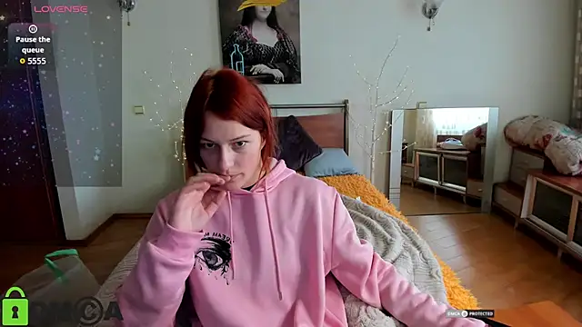 Lily Viola online show from 02/13/26, 09:05