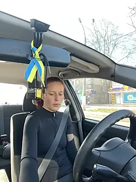 Lily Viola online show from 03/27/26, 06:19