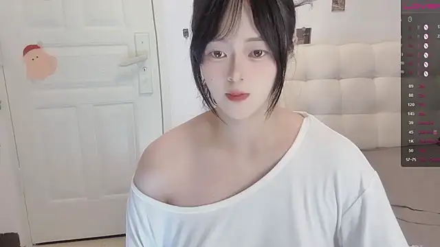 sunny-ly online show from 04/10/26, 06:45