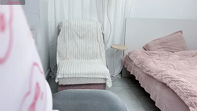  xiaoxinxin  online show from 04/04/26, 03:20